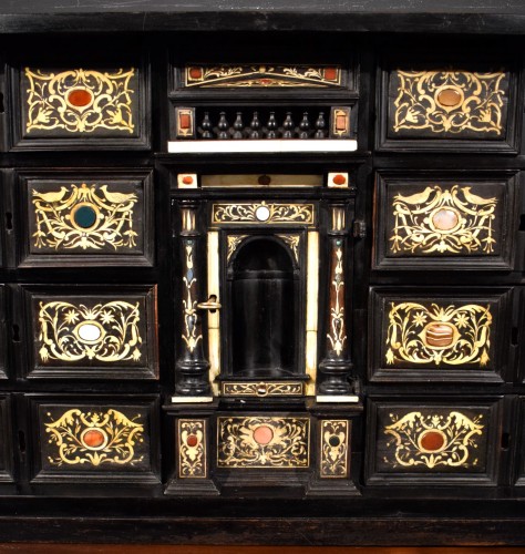 Cabinet du 17e siècle - Toscane, Ville de Florence - Romano Ischia